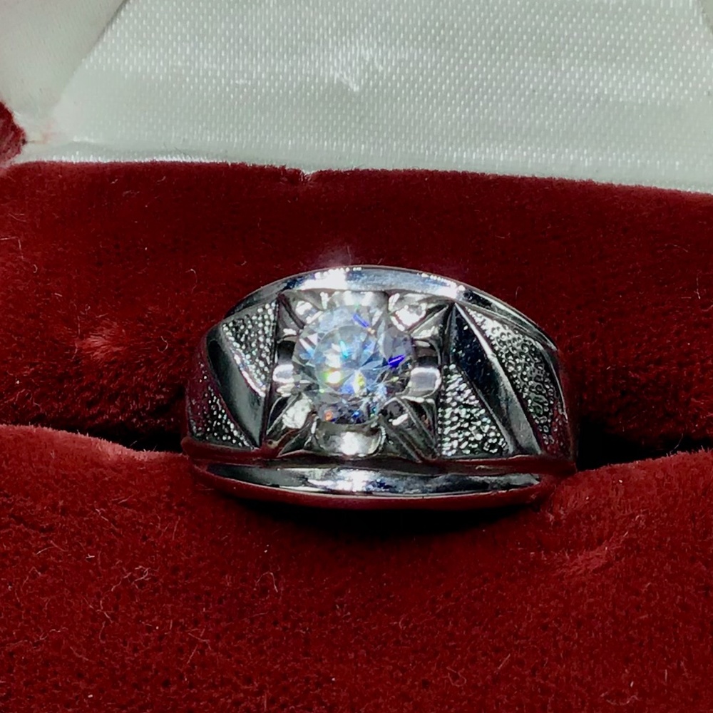 🌺Vintage  Lind 14K GE & CZ Ring